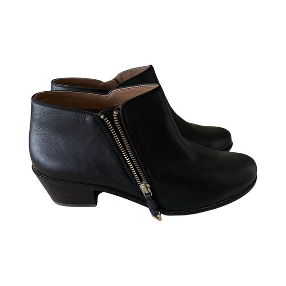 COPY - Vionic Jolene Ankle Boot - Size 11 - Picture 3 of 7